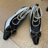 HIGH HEEL 8 CM IN WHITE MIX BLACK CALFSKIN WITH PEARL CHAIN