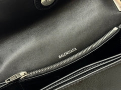 CRUSH SHOULDER BAG 25 IN BLACK CRUSHED CALFSKIN LEATHER STRAP SILVER HARDWARE