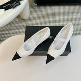 CC MARY JANE IN WHITE TWEED AND BLACK SATIN