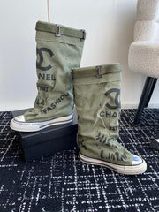 HIGH BOOTS IN ARMY GREEN CANVAS