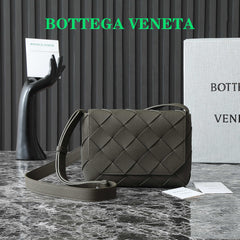 BOTTEGA VENETA 25S DIAGO 22 IN DARK OLIVE CALFSKIN SILVER HARDWARE