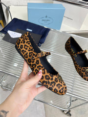 BALLET FLAT IN HONEY HORSEHAIR