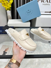 SABOTS MULES BEIGE CALFSKIN