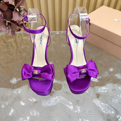 HIGH BOW PLATFORM IN VIOLET SILK