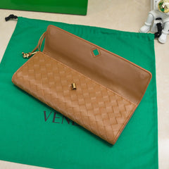 BV Long Clutch Andiamo 31 Tan Leather Ghw