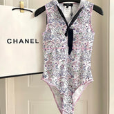 CC BIKINI SWIMSUIT SET IN WHITE AND FISH COLORFUL PRINTED 604253