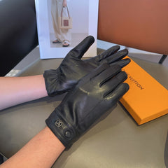 LV GLOVES IN BLACK LAMBSKIN 462318
