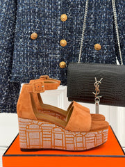 ILLUSION 35 SANDAL IN VIVID ORANGE SUEDE WITH RHINESTONE DETAILS