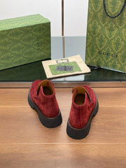 GG WOMEN'S HORSEBIT ANKLE BOOTS 4.5CM IN RED SUEDE