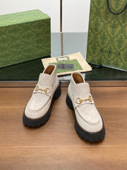 GG WOMEN'S HORSEBIT ANKLE BOOTS 4.5CM IN WHITE SUEDE