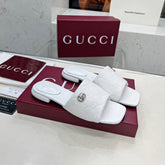 GG CASUAL SLIPPERS IN WHITE CALFSKIN LOGO EMBOSSING