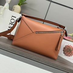 LOE PUZZLE 33 BAG IN BRONZE BROWN CALFSKIN