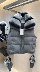 MAX MARA 25S VEST WITH RABBIT FUR COLLAR 058