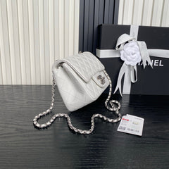 CHANEL 25S MINI FLAP BAG 18 IN WHITE CALFSKIN