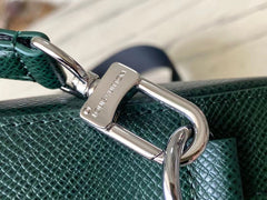 AVENUE MESSENGER 22 IN FOREST GREEN CALFSKIN