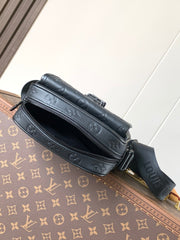 LV 25S GETAWAY MESSENGER BAG 20 IN BLACK MONOGRAM SHADOW EMBOSSED CALFSKIN