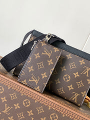 LV 25S GASTON WEARABLE WALLET 22 IN MONOGRAM MACASSAR CANVAS