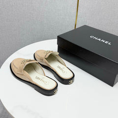 CC FLAT MULE 25S IN LIGHT BEIGE CALFSKIN STYLE 9