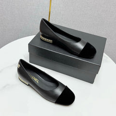 CC BALLET FLATS 25S IN BLACK LAMBSKIN AND SUEDE WITH PEARL HEEL