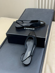 CC SLINGBACK 25S IN BLACK SUEDE AND GLOSSY LEATHER