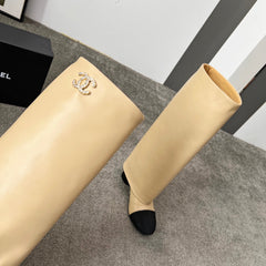 CHANEL 25S HIGH BOOTS 55MM IN CARAMEL BEIGE CALFSKIN AND BLACK CANVAS GOLD HARDWRE