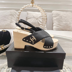 Double CC Wood Grain Platform Sandals Black Sheepskeen
