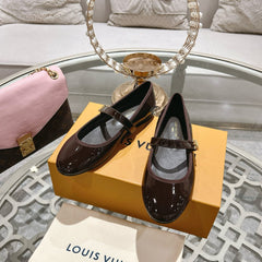 MARY JANE SHOES IN WALNUT BROWN PATENT CALFSKIN