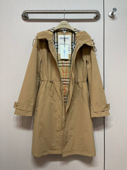 BURBERRY 25S COAT 320