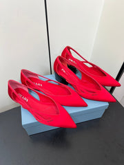 CUT-OUT BALLERINAS IN RED SATIN