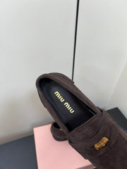 PENNY LOAFERS IN CHOCOLATE SUEDE