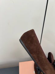 LOAFERS WITH BOW IN CHOCOLATE SUEDE