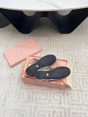 BOW MARY JANE FLAT IN SILVER LAMBSKIN