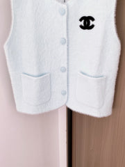 CHANEL 25S SLEEVELESS VEST 367