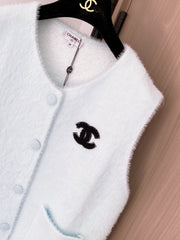 CHANEL 25S SLEEVELESS VEST 367