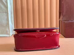 SMALL BLONDIE SHOULDER BAG 21.5 IN RED PATENT CALFSKIN