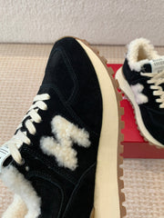 VIV' RUN SNEAKER IN BLACK SUEDE AND SHEARLING