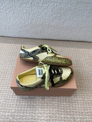 GYMNASIUM SNEAKER IN YELLOW FABRIC SNAKE EFFECT CALFSKIN