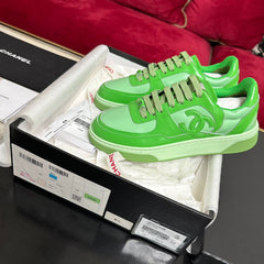 TRAINERS IN LIGHT GREEN SHINY CALFSKIN