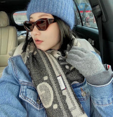 SCARF 195 CM IN BLACK AND LIGHT GRAY GG WOOL LAMÉ JACQUARD 403977