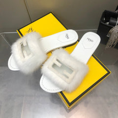FENDI BAGUETTE MINK SLIDE SLIPPER IN WHITE FUR