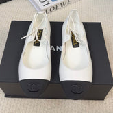 FLAT MARY JANE PUMPS IN WHITE LAMBSKIN MIX BLACK FABRIC