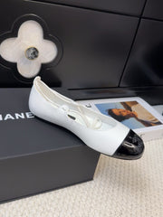 FLAT MARY JANE PUMPS IN WHITE MIX BLACK LAMBSKIN