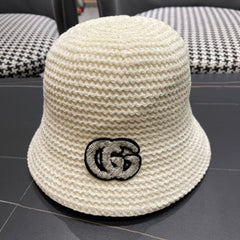 BUCKET HAT IN WHITE WOOL 389113