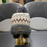 BEANIE HAT IN COLORFUL WOOL 394008