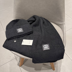 SET SCARF AND HAT IN BLACK CASHMERE AND RABBIT FUR 397374