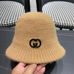 BUCKET HAT IN PEANUT BROWN WOOL PLUSH 399229