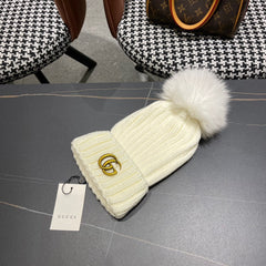 BEANIE HAT IN WHITE WOOL 403393