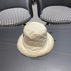 KNITTED BUCKET HAT IN CREAM BEIGE COTTON AND LAMB FUR 420924