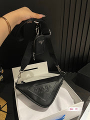 PRA TRIANGLE 26 SHOULDER BAG IN BLACK CALFSKIN