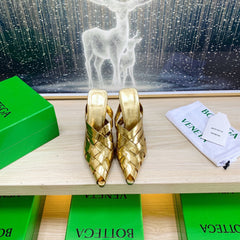 ALFIE LEATHER HIGH MULES IN GOLD PATENT CALFSKIN WITH WOVEN DESIGN